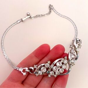 Vintage 80’s Silver Tone Rhinestone Holiday Christmas Festive Hook Back Necklace